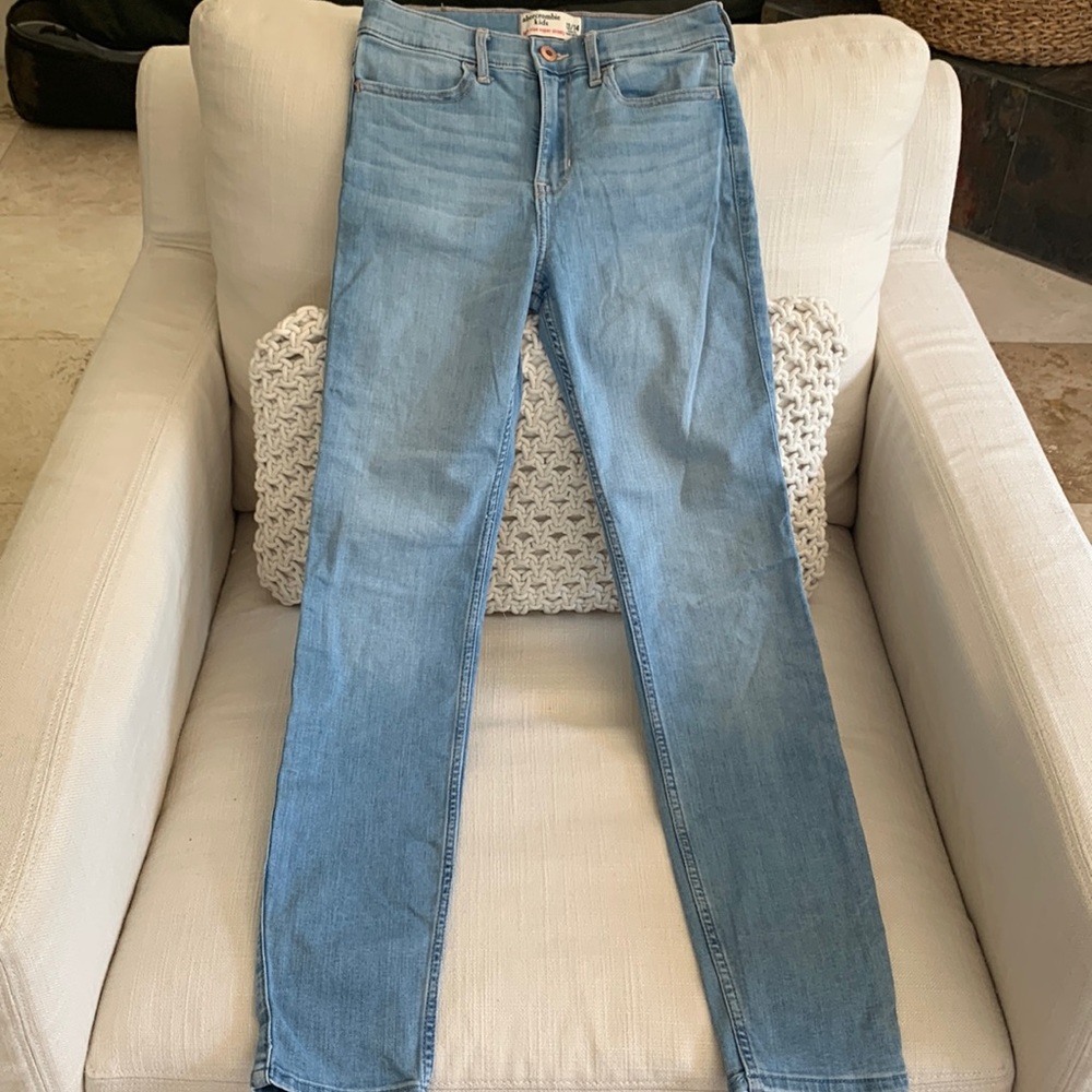 Abercrombie Girls High Rise Super Skinny Jeans